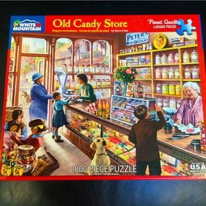 White Mountain “Old Candy Store” 1,000 pieces